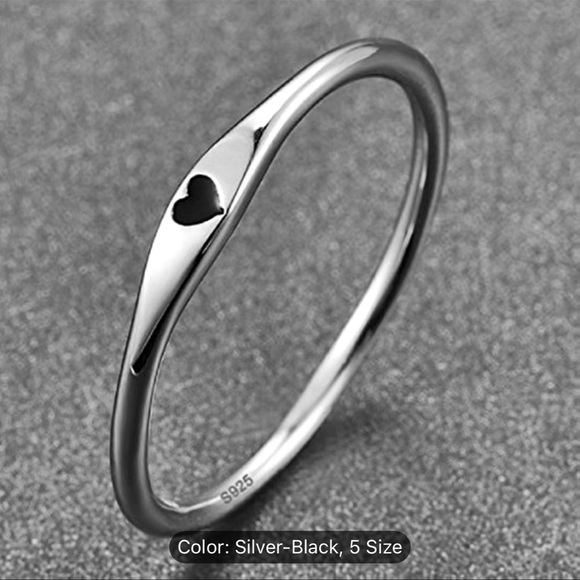 NWT 🖤 DAINTY 925 STAMPED STERLING SILVER CARVED BLACK HEART RING Size 7 - Picture 2 of 12